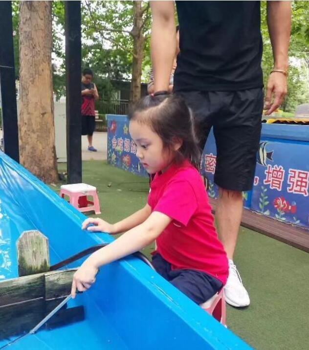 李雨桐谈李小璐薛之谦,李雨桐李小璐