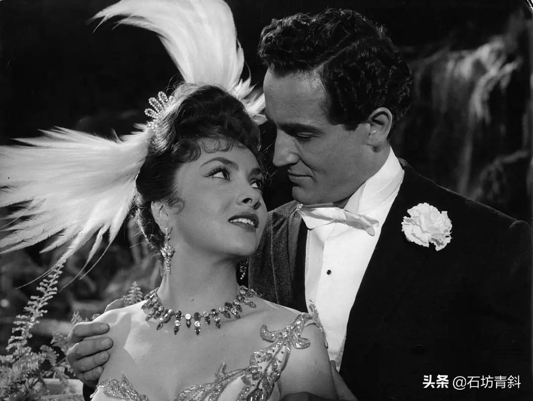 意大利传奇女神吉娜·劳洛勃丽吉达多才多艺姐弟恋相差34岁