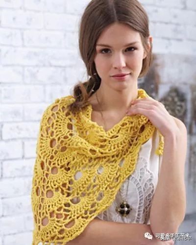 系一条三角围巾最迷人，忽冷忽热都能让你美上天！（附教程）