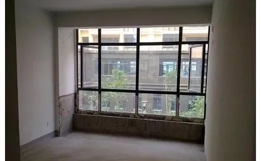 房地产外观抄袭,中国房地产飘窗设计