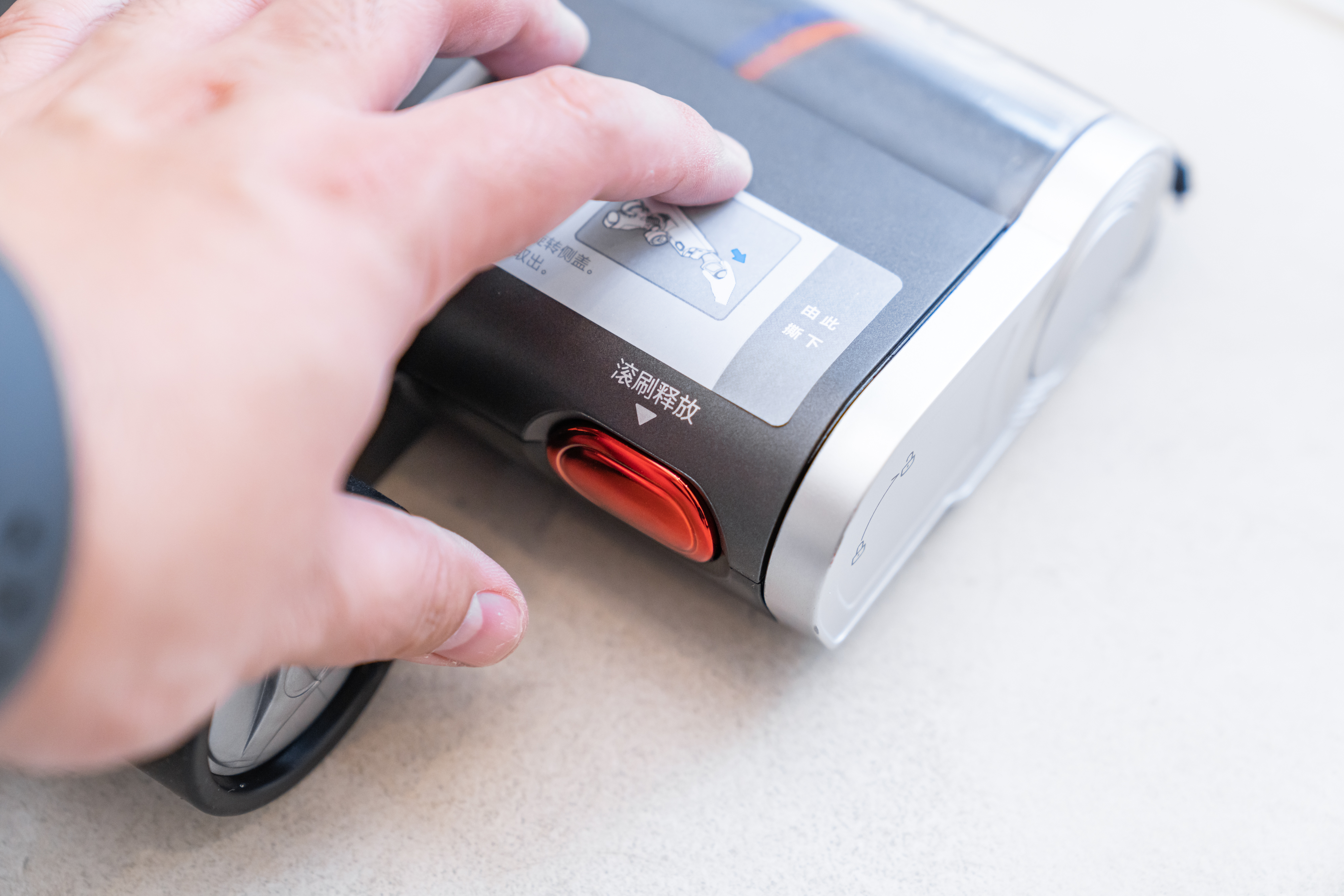 美的p7弯折吸尘器初体验,美的吸尘器深度清洁