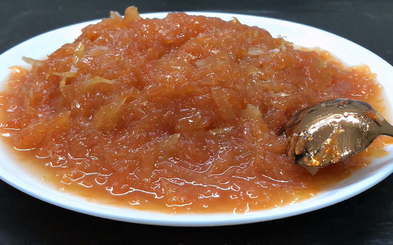 教你做冬天适合喝的蜂蜜柚子茶,秋冬必备蜂蜜柚子茶赶快get起来吧