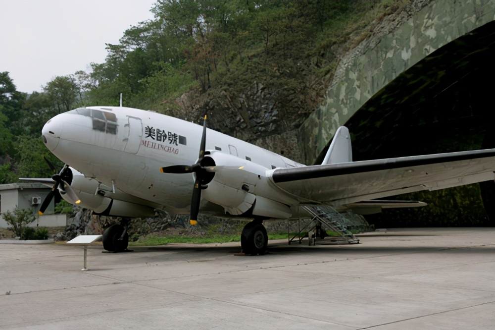 世界上最大的飞机坟场暂被使用,亚洲最大飞机坟场素材