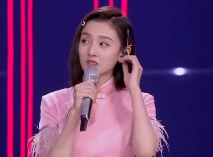 她是娱乐圈里的另类女演员,娱乐圈的新晋小花背景