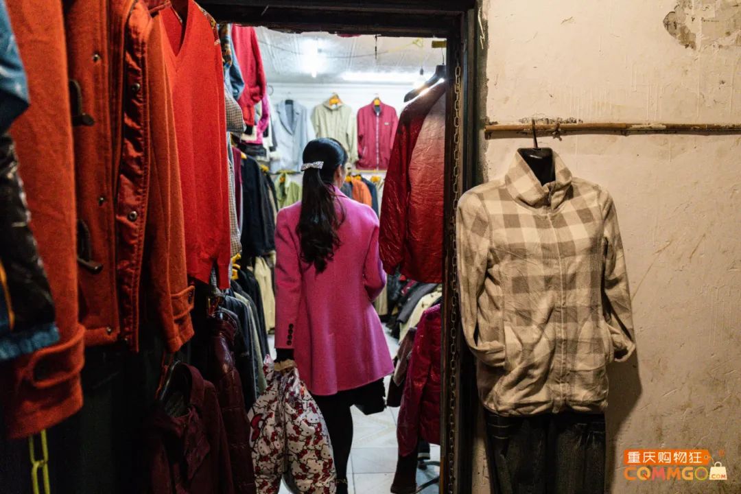 解放碑二手衣服市场,解放碑红鼎国际