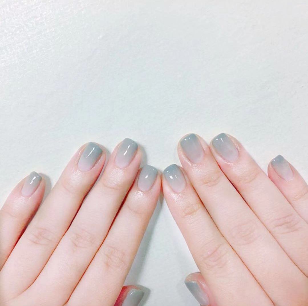 粉嫩渐变果冻唇,无美颜无滤镜的果冻甲