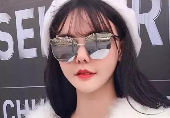 网红韩安冉宣布第三次离婚，离婚原因是女方出轨，更多细节流出