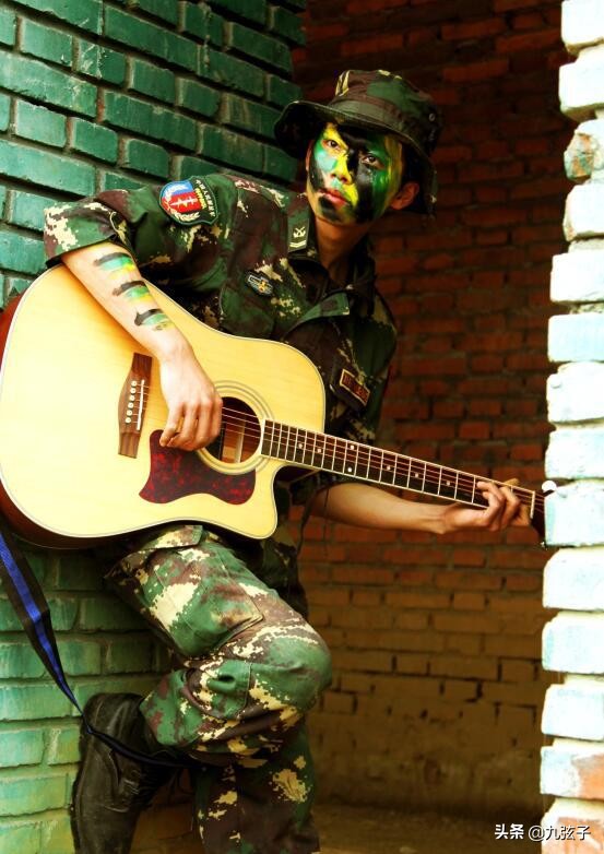 军旅诗人、歌唱家易白：部队是家，对班长的承诺从来没有忘记