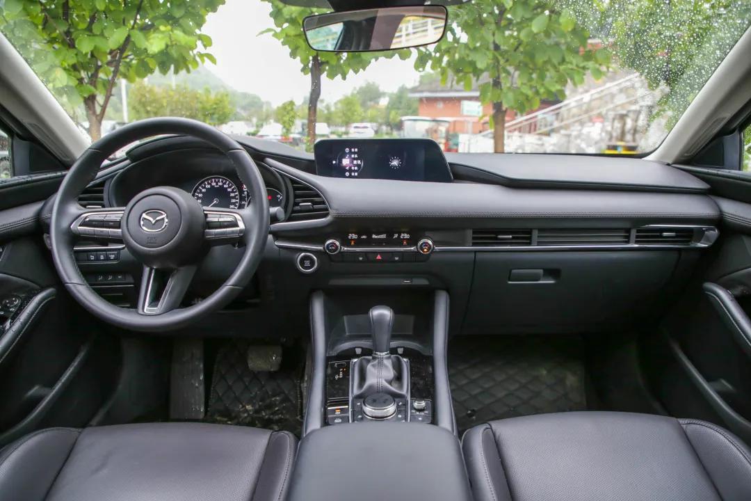 11.59万思域,思域的cvt和昂克赛拉的6at哪个好