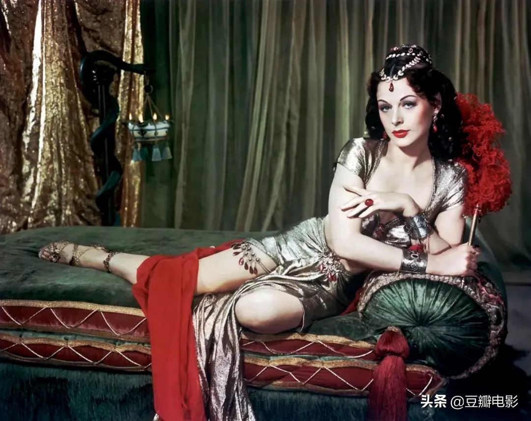 首位全裸出镜,这好莱坞*星艳**竟是wifi之母《*物尤**:海蒂·拉玛传》