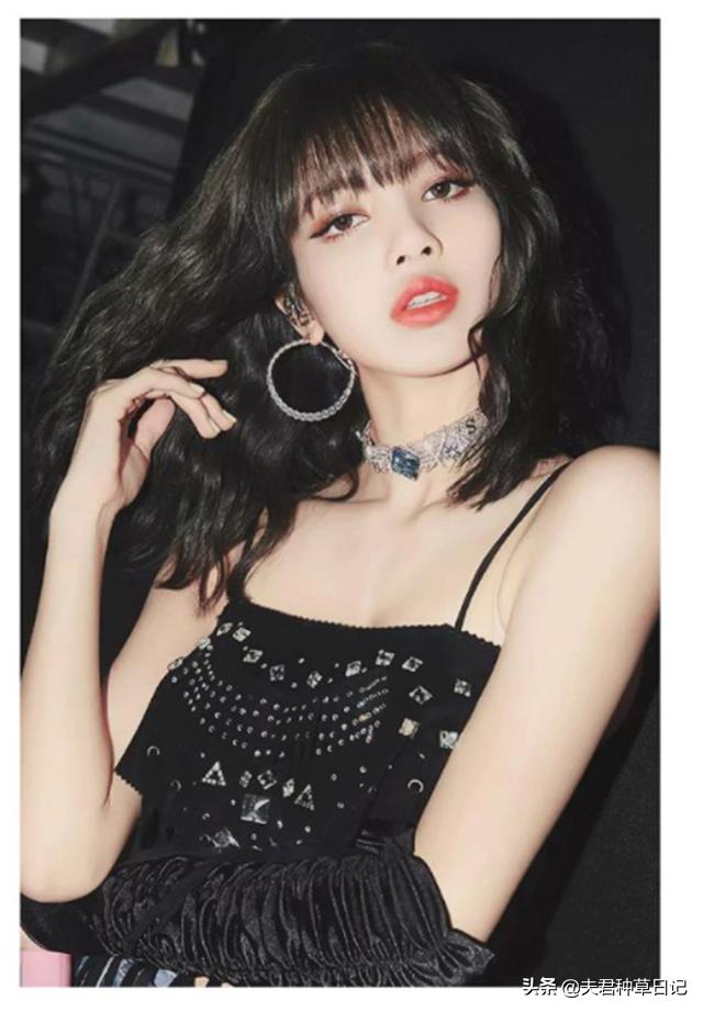 羊毛卷真的老吗,今年最流行减龄的羊毛卷