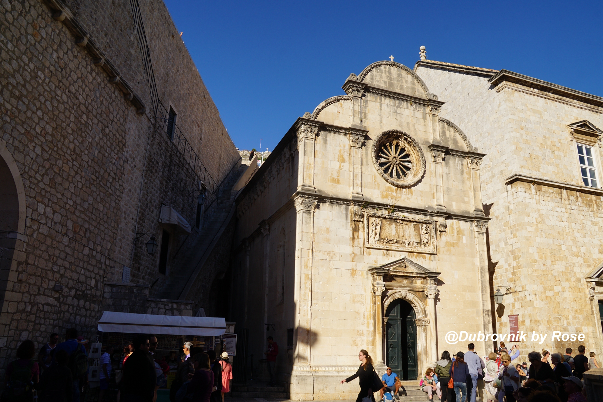 克罗地亚圣托里尼,克罗地亚和圣托里尼