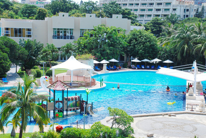 去三亚自由行住酒店还是民宿,去三亚旅游住哪最好