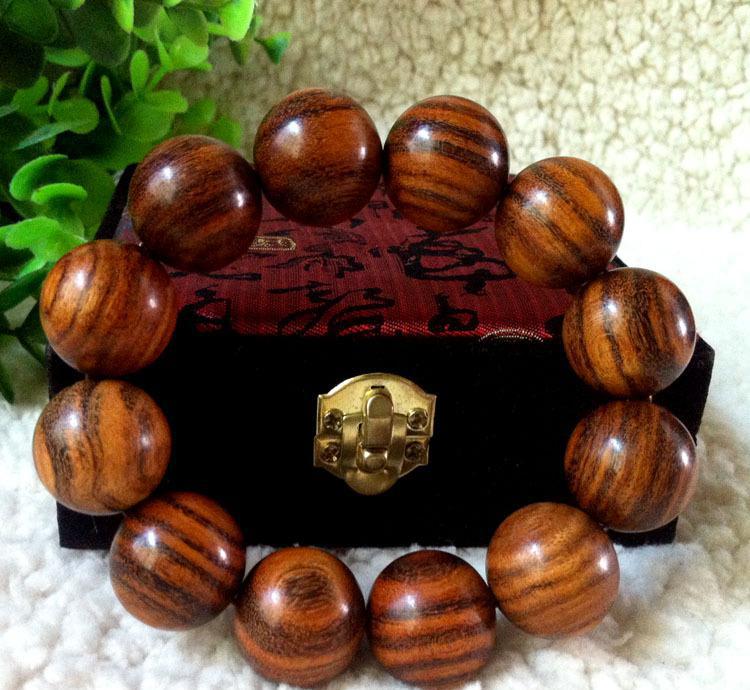 各种木质手串对人体的作用,对人体有益的木质手串