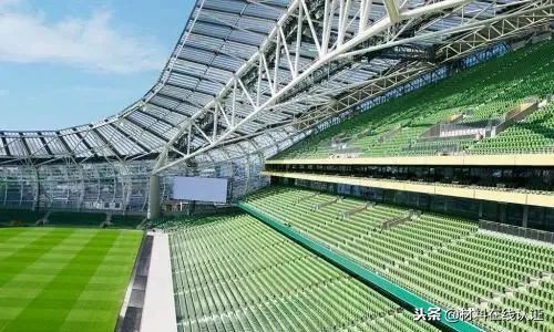 没有聚碳酸酯板打造的体育场，哪还有本届世界杯？
