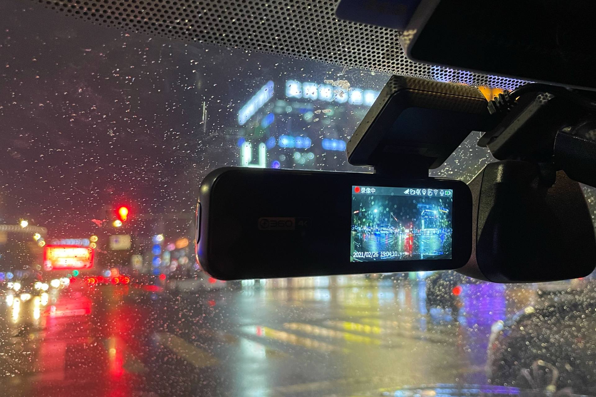 最清晰的高端4k双摄行车记录仪,4k行车记录仪拍摄视频