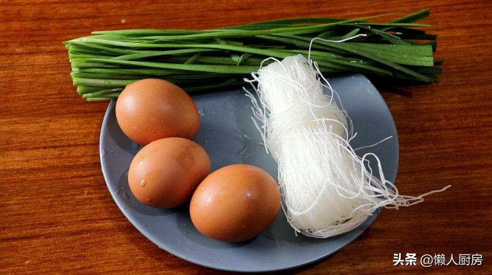 不需揉的韭菜鸡蛋饼的做法,韭菜鸡蛋饼不用面粉的做法