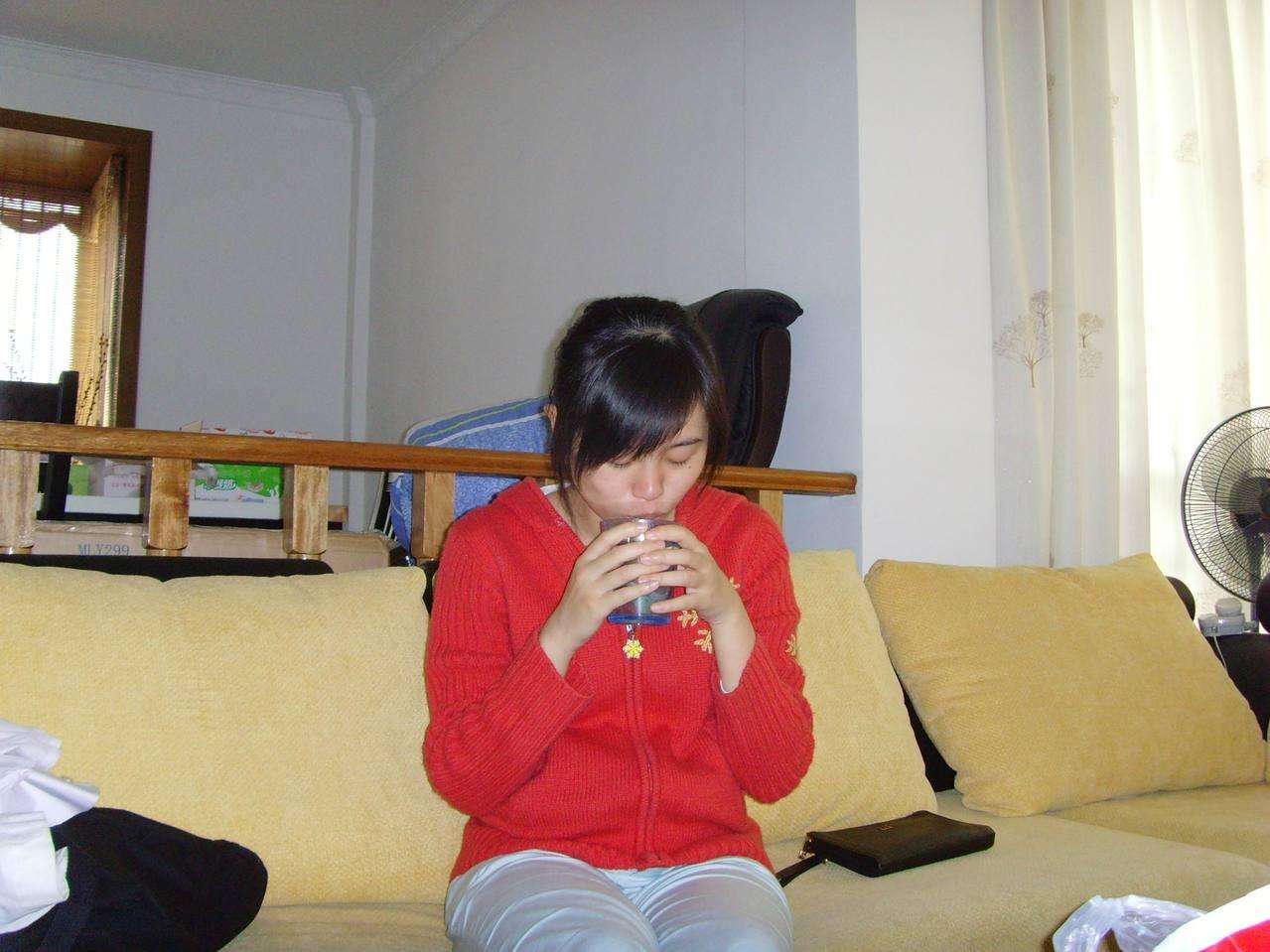 孕期整天吐，准妈妈苦不堪言，缓解孕吐小妙招了解一下