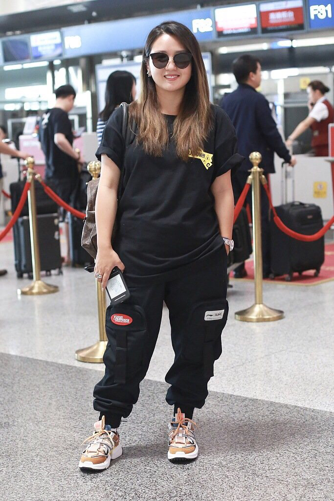 何洁瘦身后变了,何洁三胎产后身材