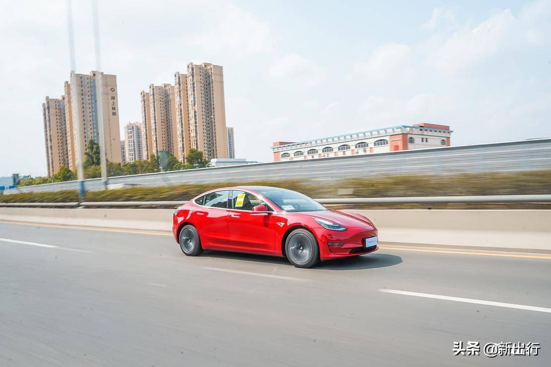 特斯拉model3对比奥迪rs3,特斯拉model3和小鹏p7哪个好