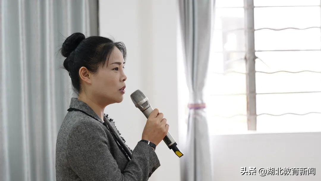 人间有百味!80后全能社区书记将烟火气带进思政课堂