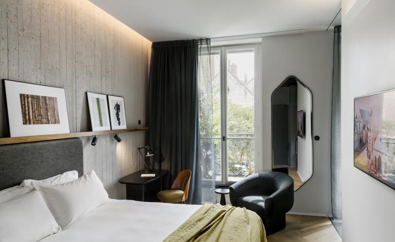 巴黎旅游住哪个酒店好,巴黎最值得住的酒店