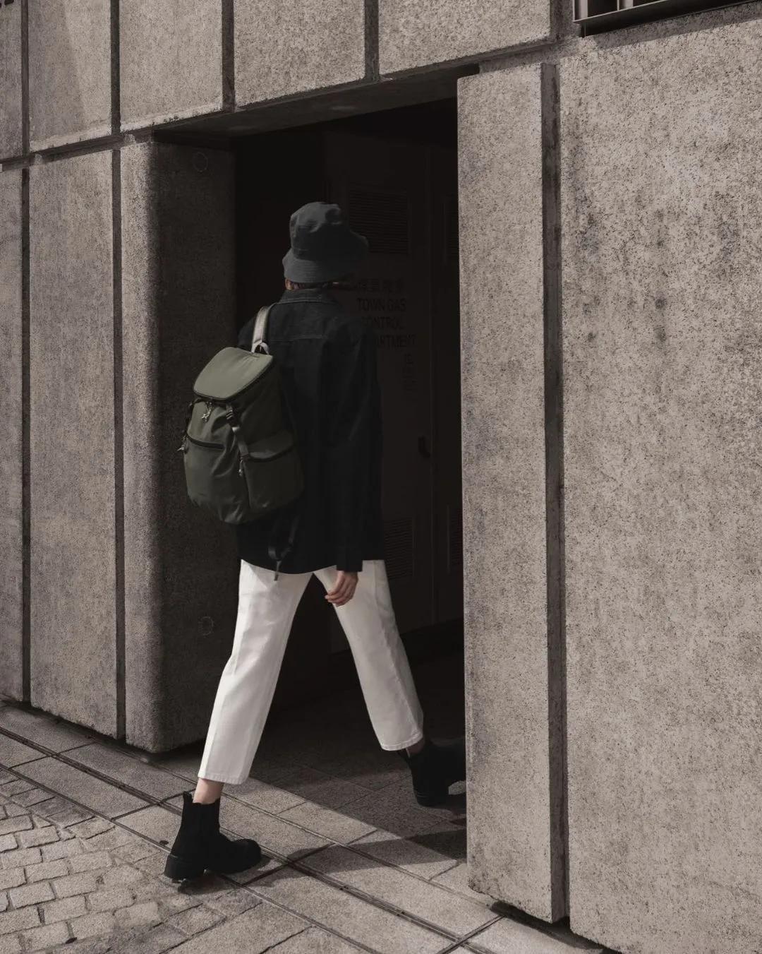 适合上班族的背包品牌,出行必备的十款背包