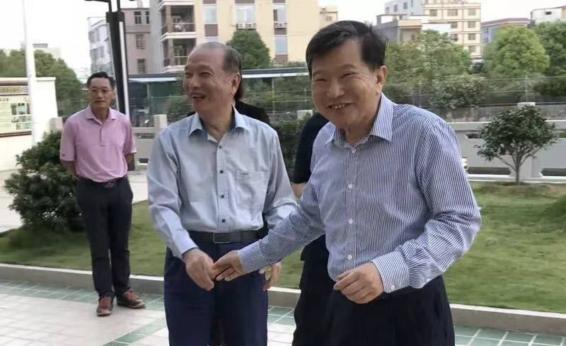 李光隆泰国,泰国富豪李光隆照片