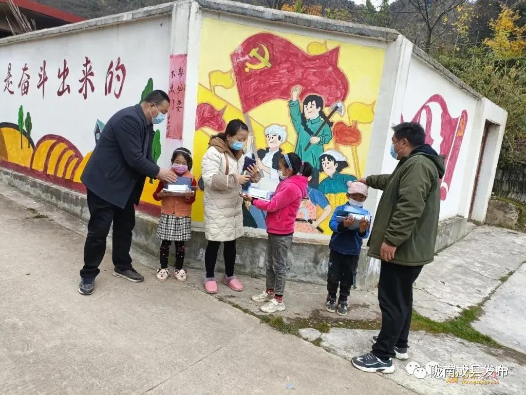 安小威户外直播,安小威高燃指挥