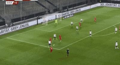 2-1，超级大冷门！德国队沦为最大的笑柄，昔日鱼腩队反超国足