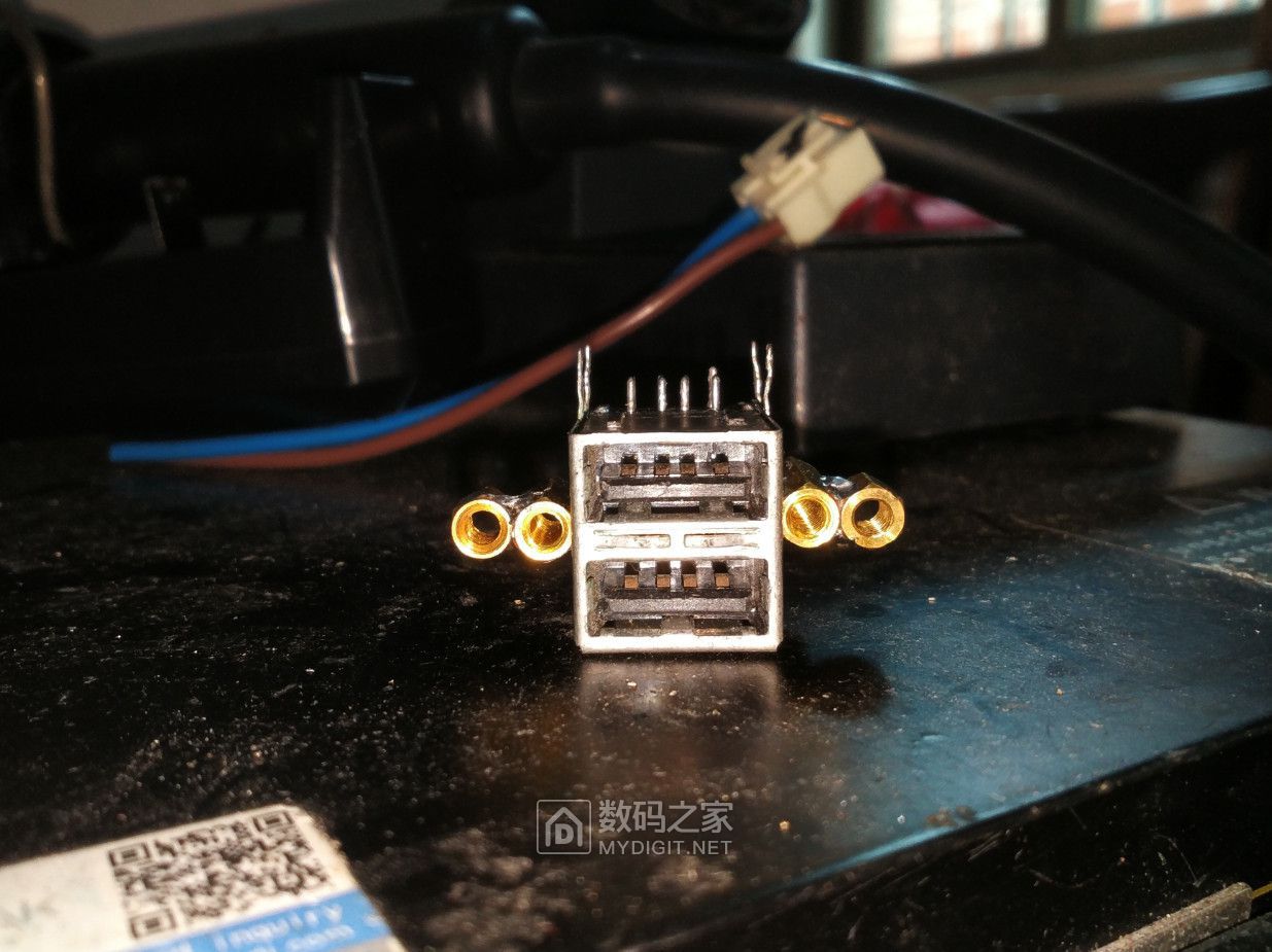 福特嘉年华点烟器插口改u盘,福特嘉年华车上的usb怎么更换