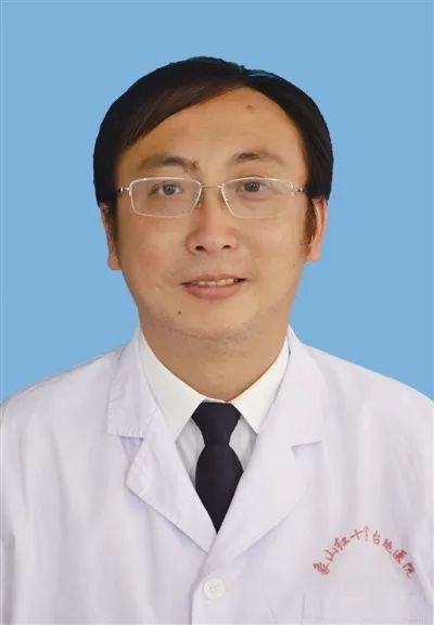 向广大患者致以新春的问候,向全国广大医务者祝贺医师节