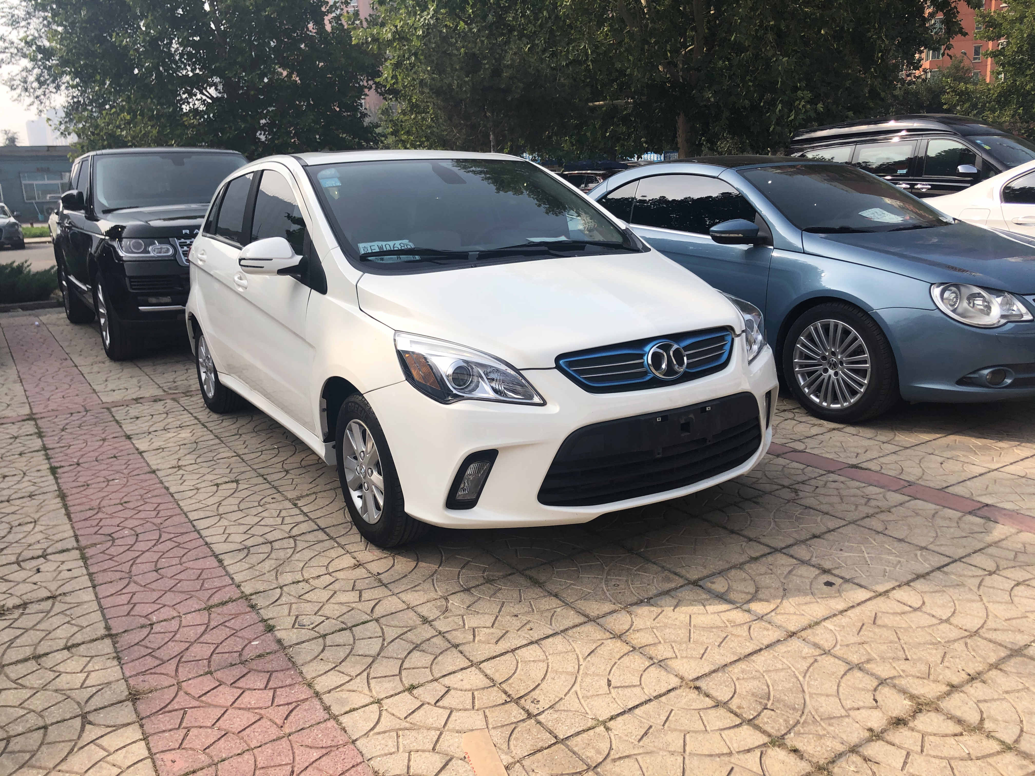 为啥那么多二手新能源要卖呢,还有人说新能源车不靠谱吗