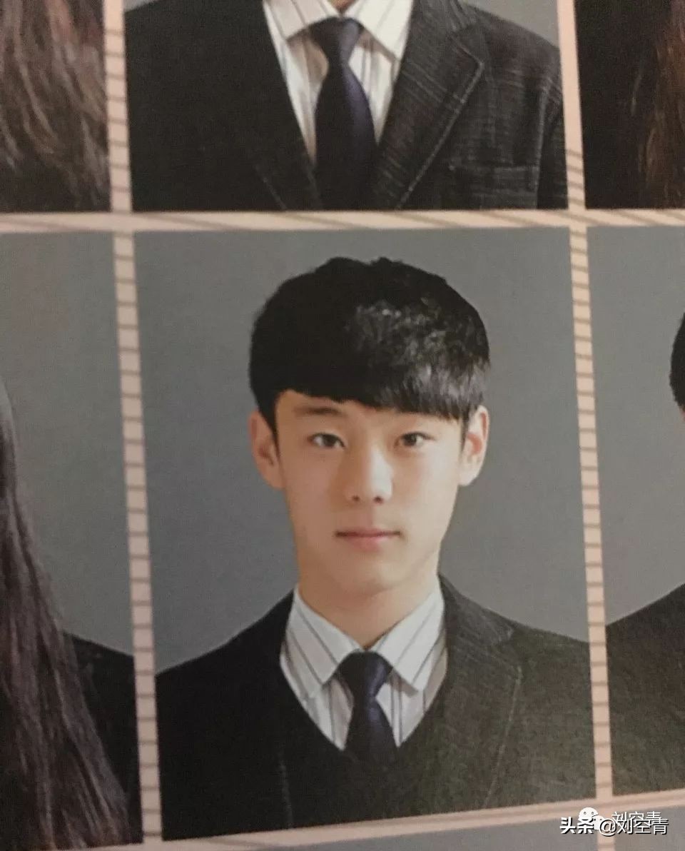 持刀抢劫学生,学生持刀抢劫男生寝室案