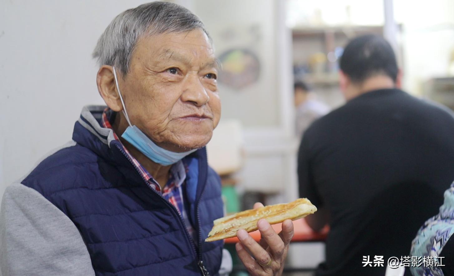 月是故乡明向我们展现了什么,月是故乡明游子思完整版