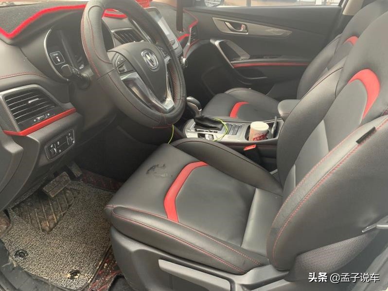 10万左右的长安cs55plus值得拥有,12万买长安cs55plus还是cs75plus