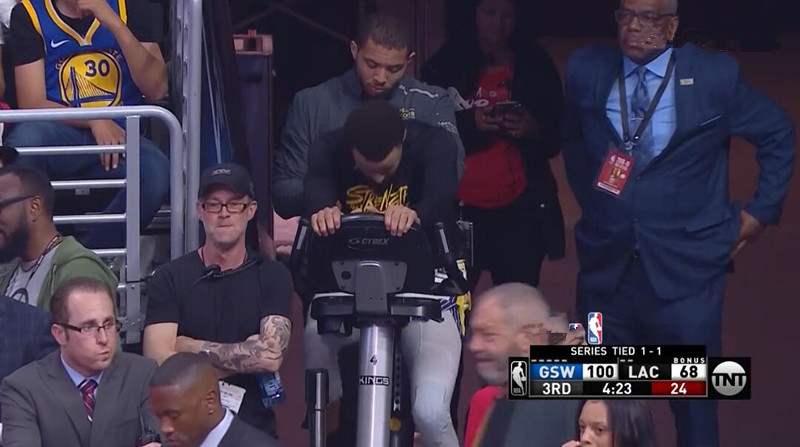 库里最后5.5秒三分绝杀勇士,库里最后7分钟狂砍20分比分