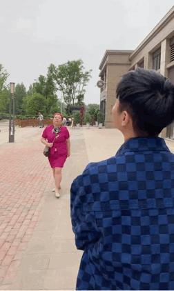 在网上买的盲盒靠谱吗,在网上买大批盲盒靠谱吗