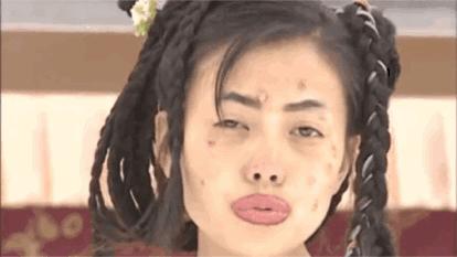 请问你哪位？扮丑界的良心，愿意这么隐藏美貌的不多了