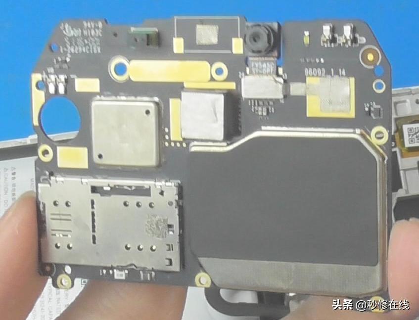 魅蓝note5拆机换尾插,魅蓝note5拆机