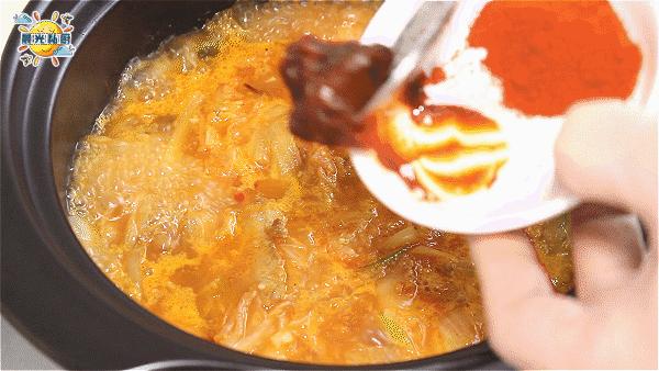 韩式泡菜锅酱汁配方,韩国泡菜猪肉锅教程