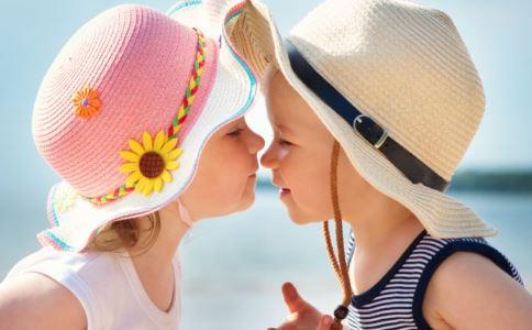 小孩长高腿疼吃什么钙,孩子长高腿疼是什么症状