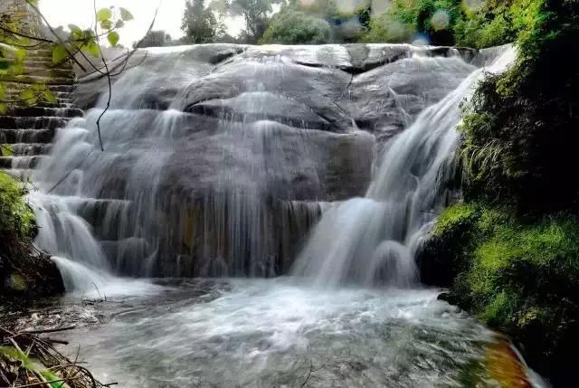 柳州到九寨沟自驾游攻略路线图,从广西柳州去九寨沟路过哪些景区
