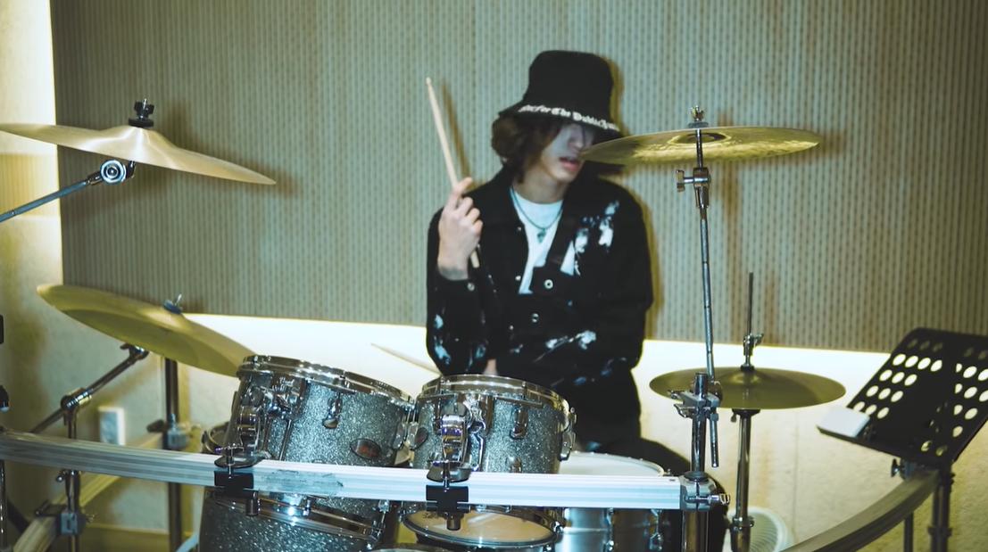 被公司冷藏，成为网红另辟蹊径，帅气韩国打鼓小哥圈粉18万粉丝