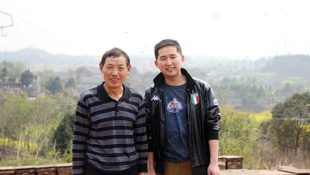 一只蜜蜂每天要多少蜜,一只蜜蜂一天可以采多少蜂蜜