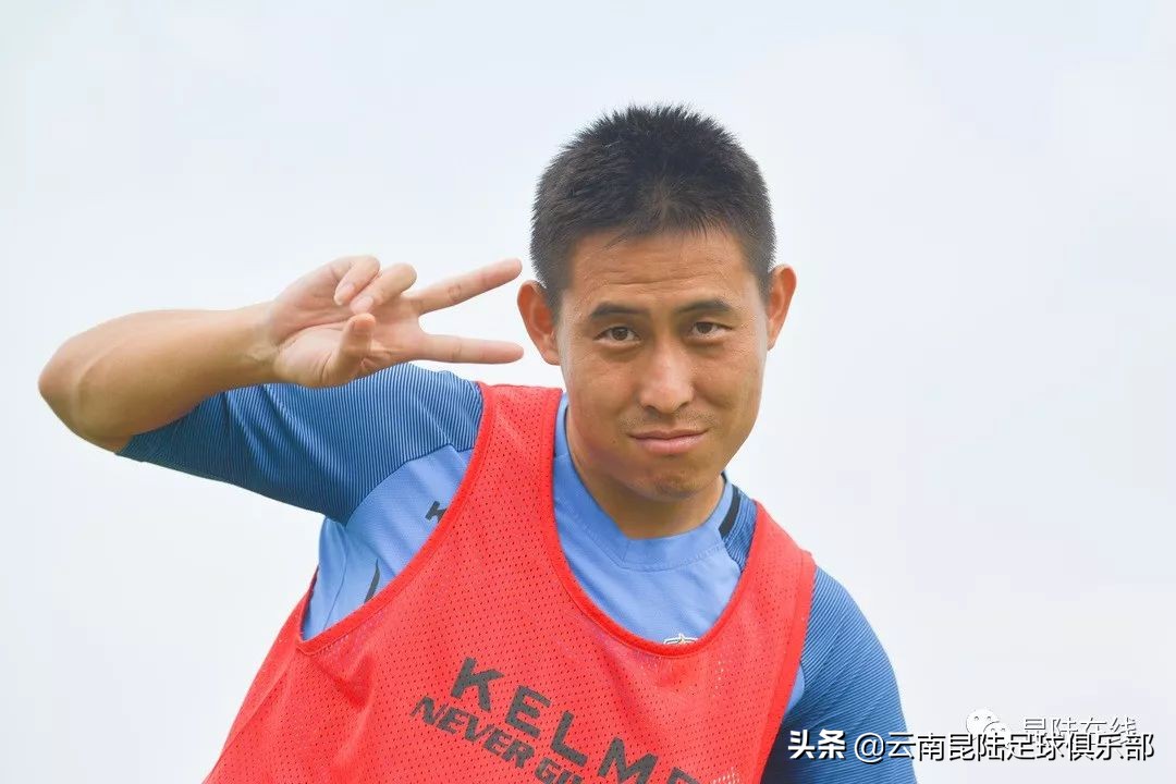 【训练场】“禹”众不同感恩足球