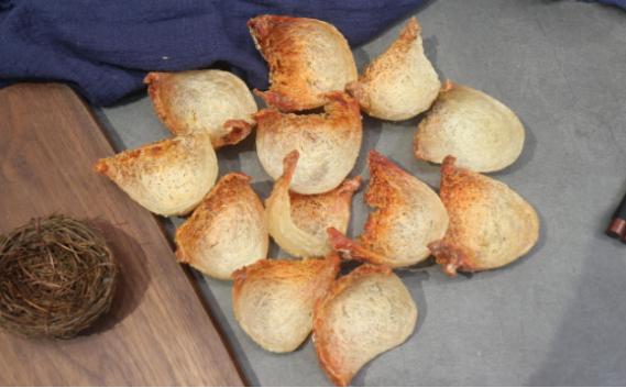 雪燕怎么辨别真假,真假血燕的鉴定方法