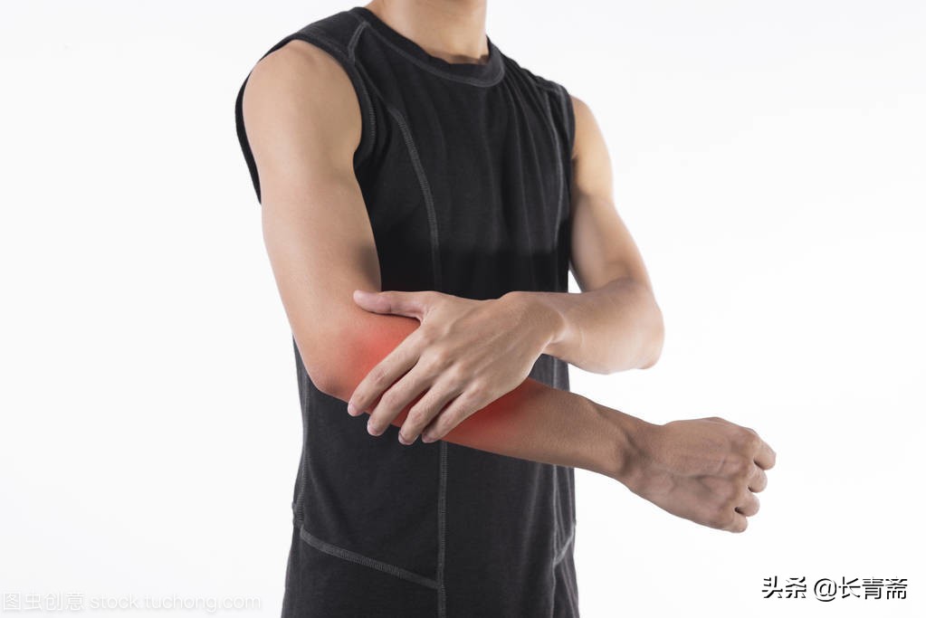 撸铁导致出血,撸铁肌肉有撕裂感觉正常么