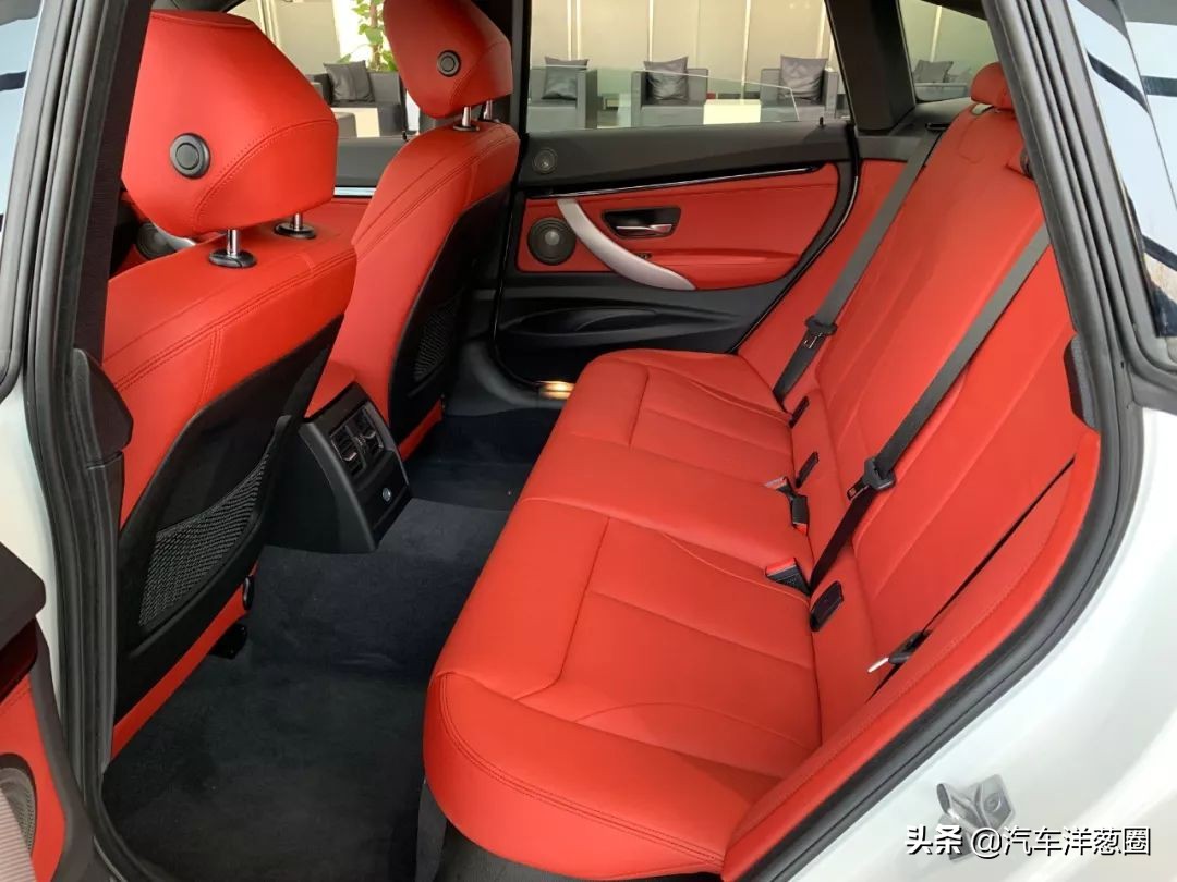 抄底老宝马三系,宝马3系买黑还是白更保值