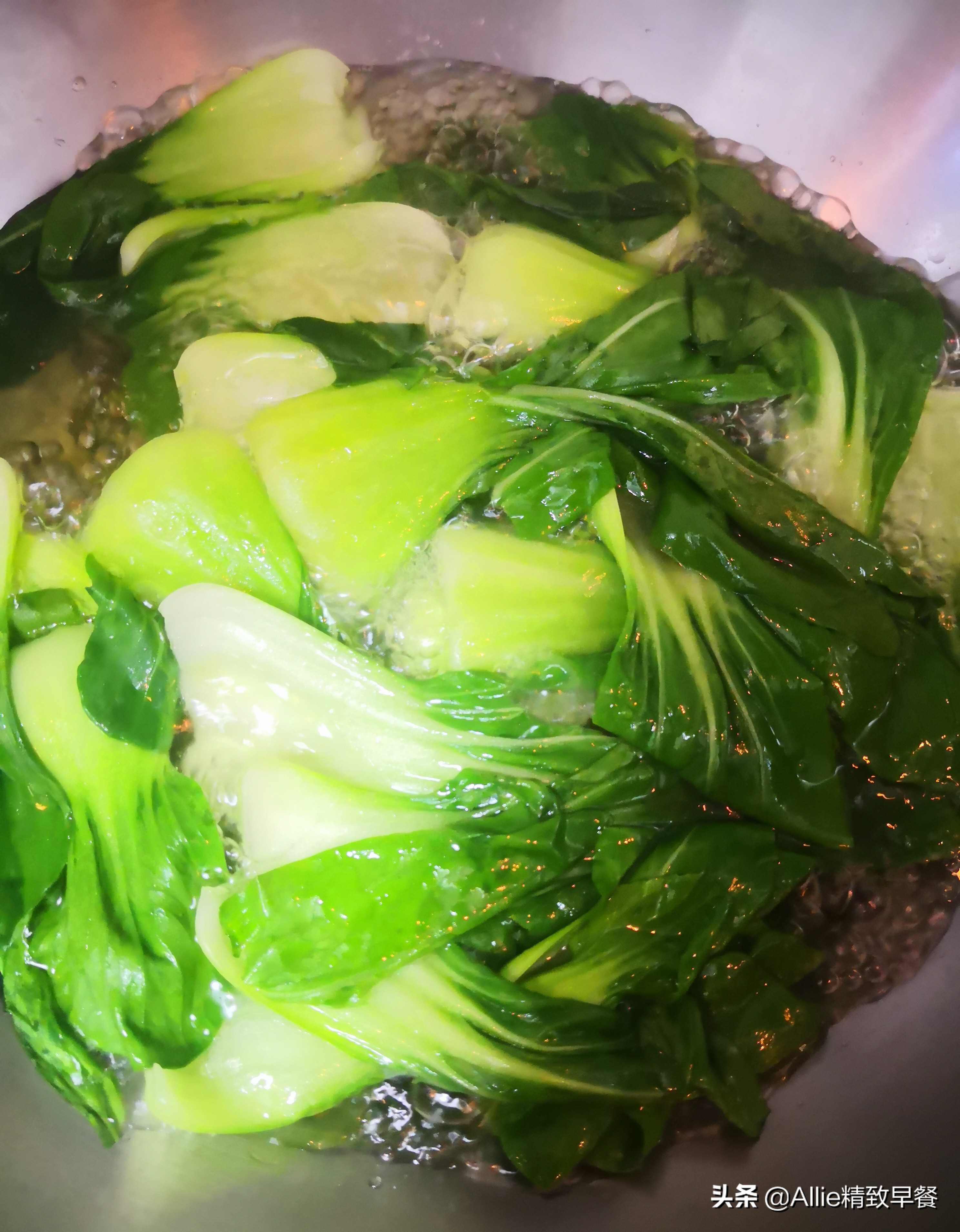 正宗牛肉拉面的做法全过程,牛肉拉面的面怎么制作